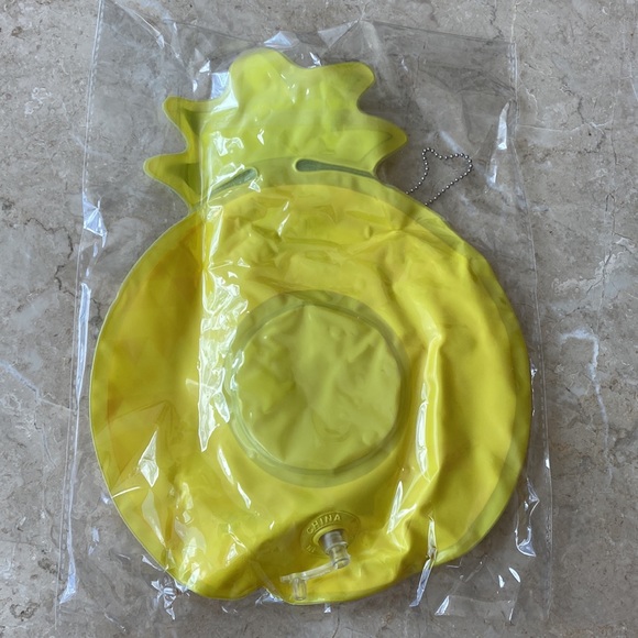 Starbucks Japan Summer Tote Bag and Pineapple Cup Holder Floatie - Picture 5 of 8